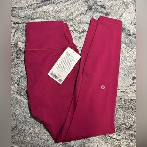 Lululemon Wunder Train HR 28”
